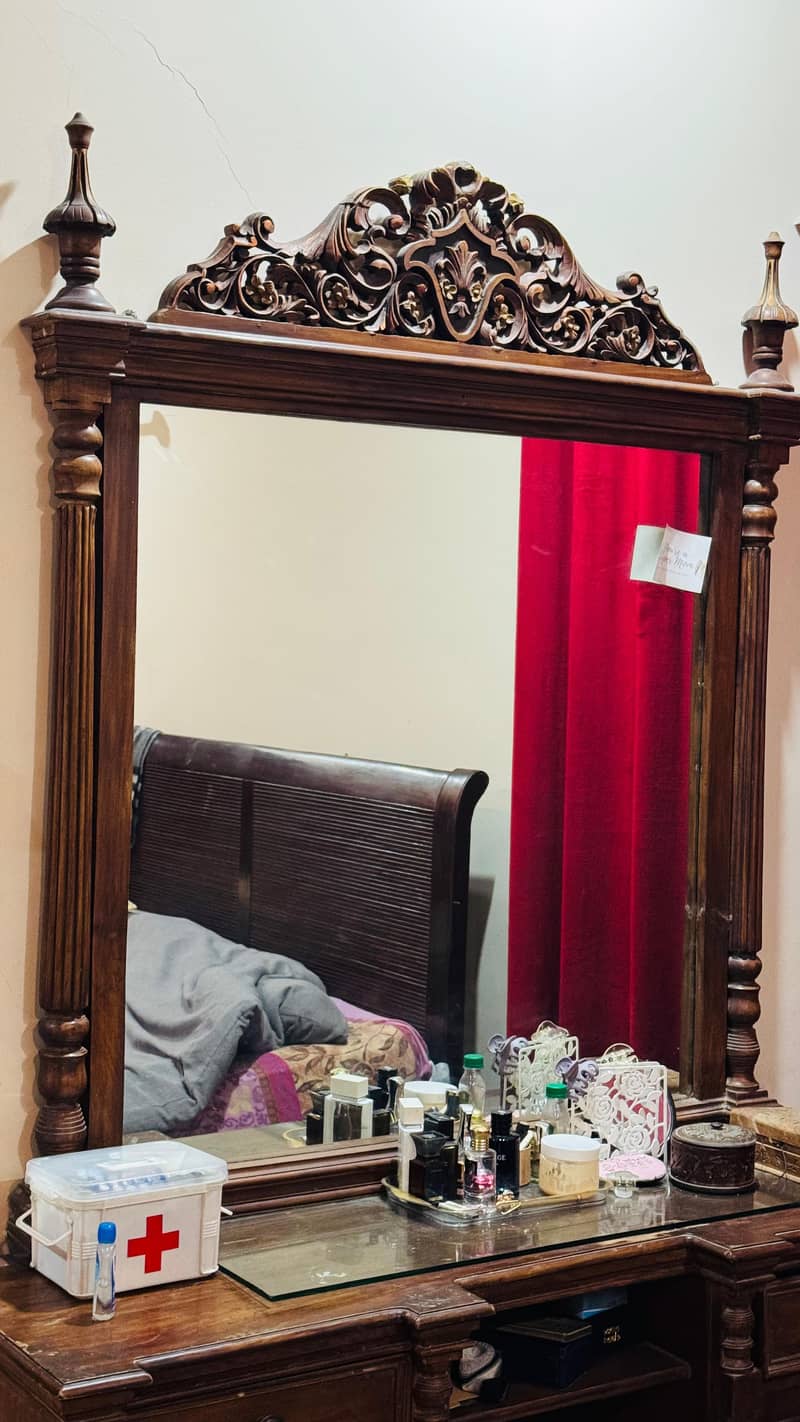 Dressing Table 1