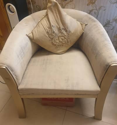 Bedroom Chair set Just 20k