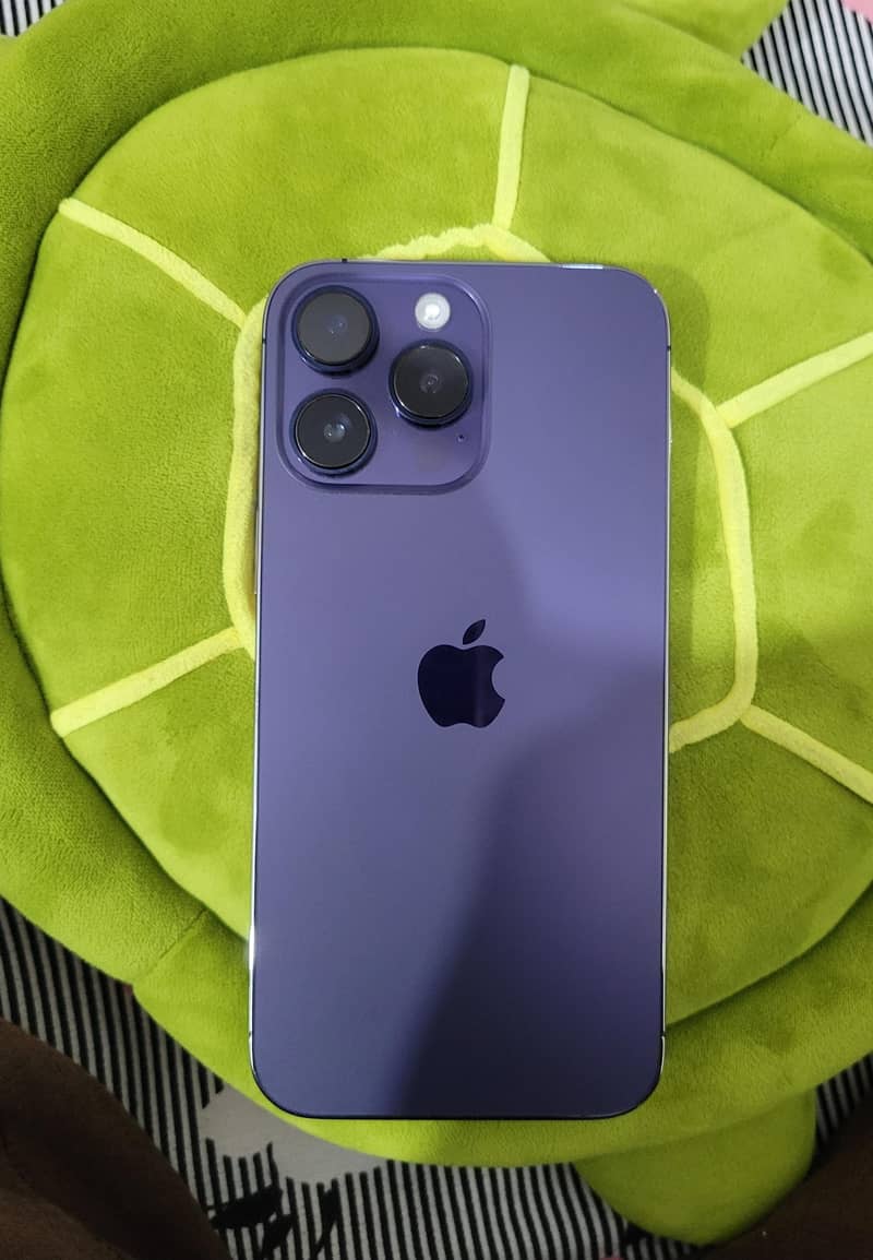 Apple iPhone 14 Pro Max 0