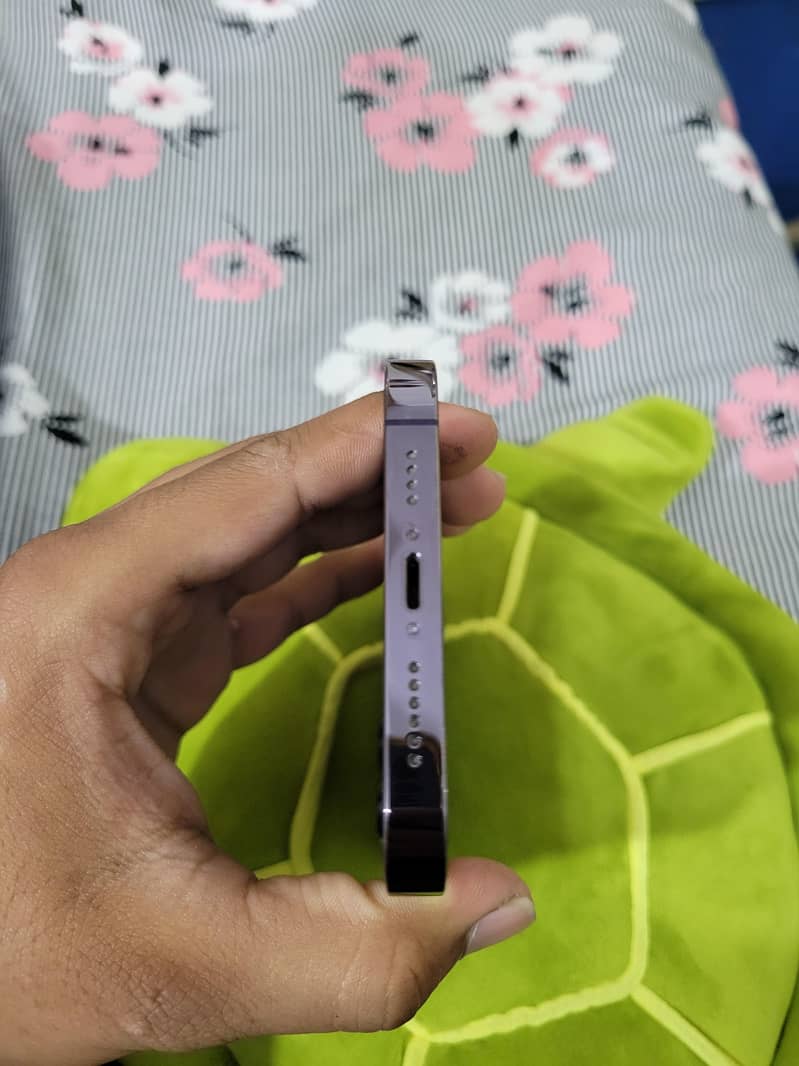 Apple iPhone 14 Pro Max 5