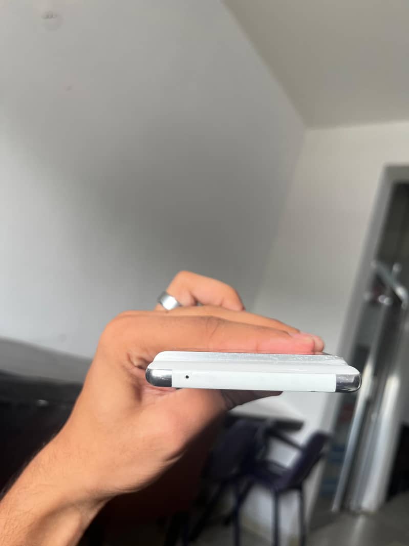 Google Pixel 6 Pro 4