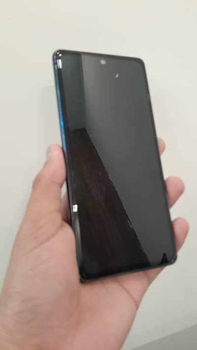 Samsung Mobile S20 FE available for urgent sale