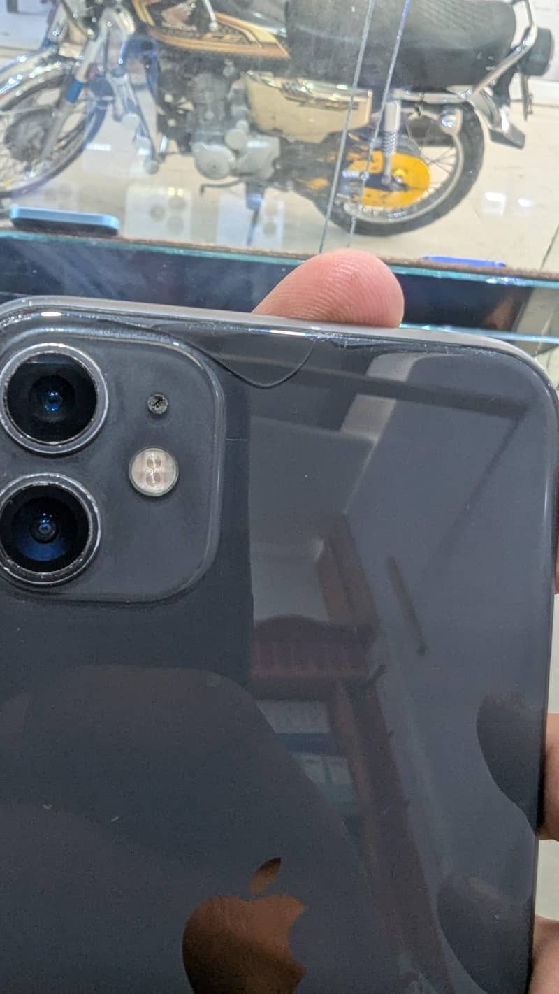 Apple iPhone 11 1