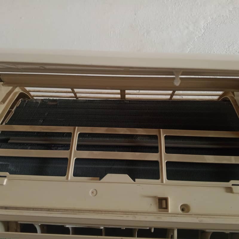 Gree Ac Working Condition. 3