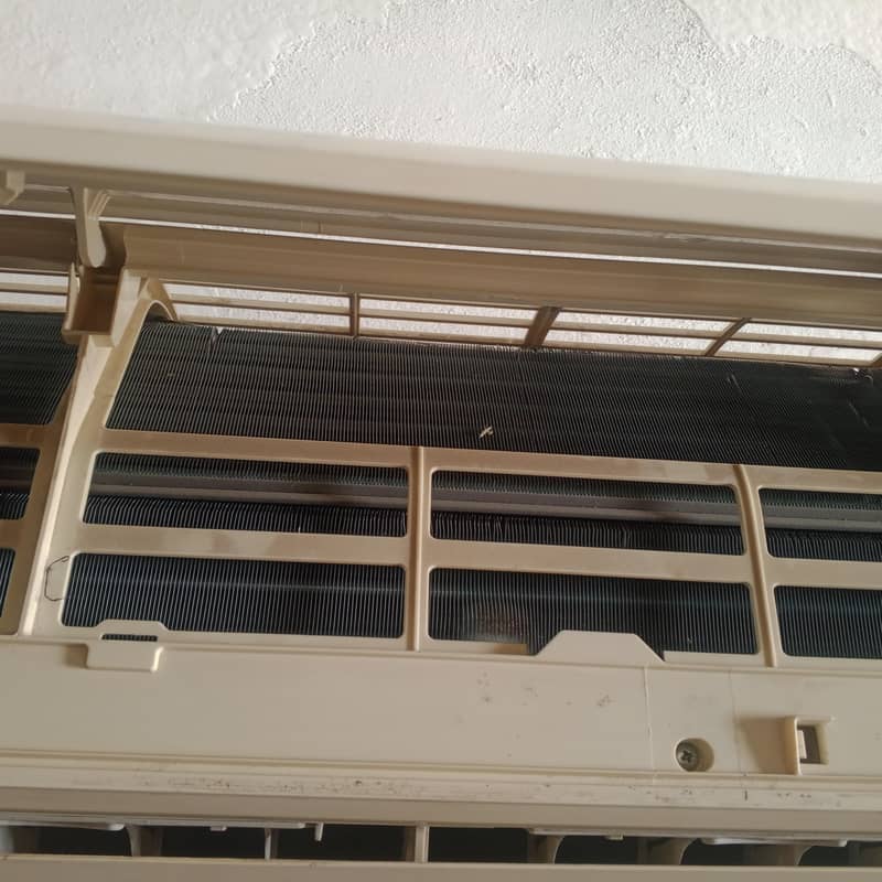 Gree Ac Working Condition. 4