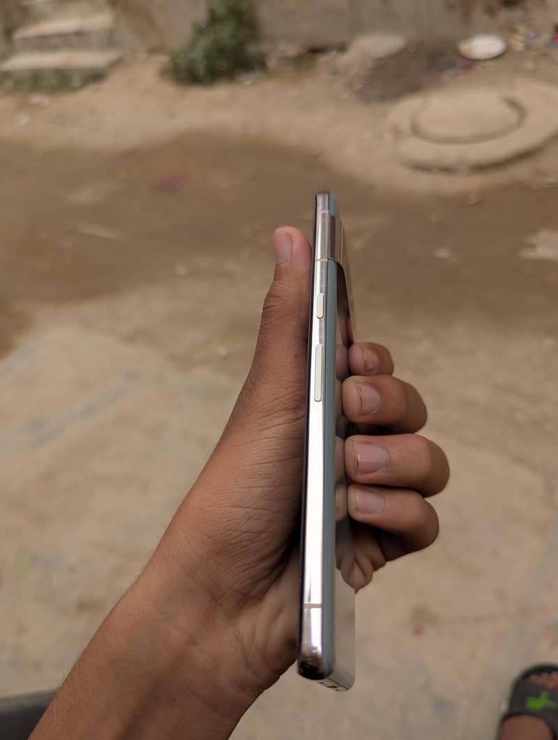 Google Pixel 7 Pro 2