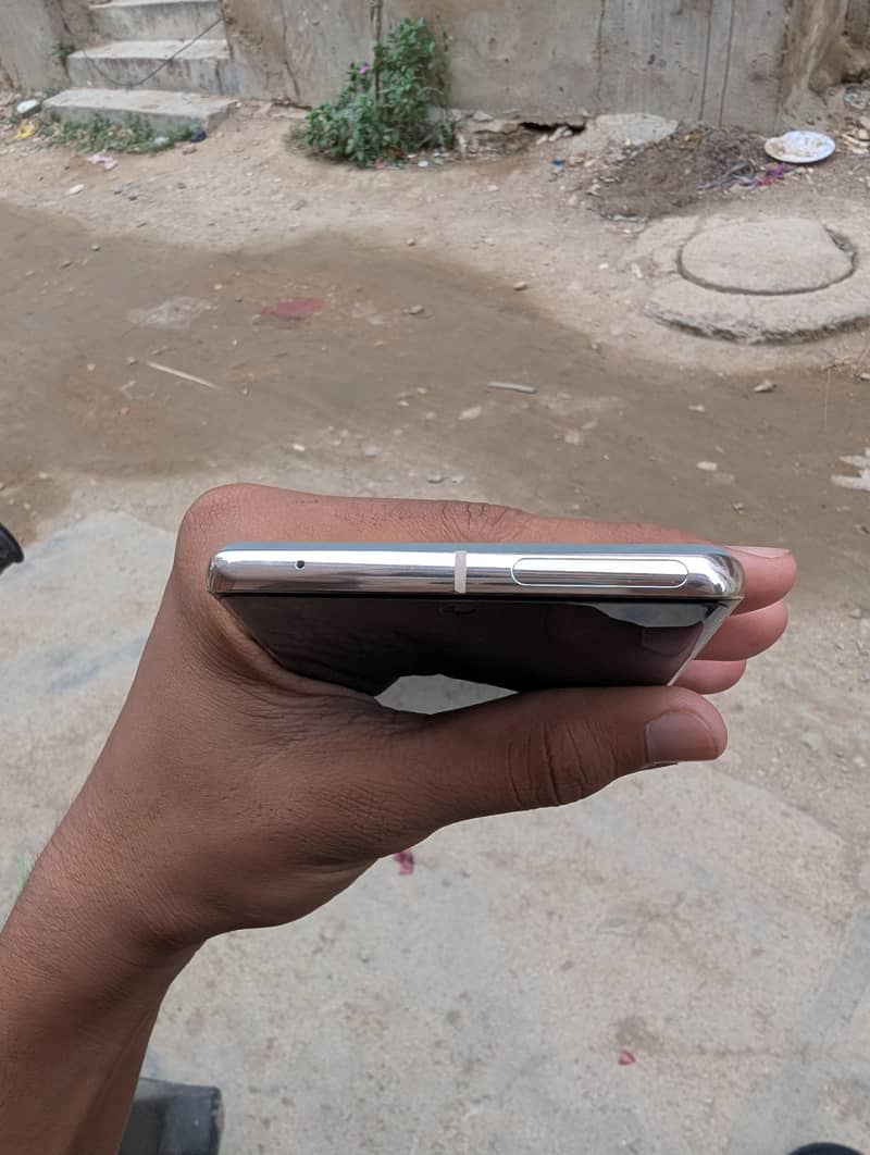 Google Pixel 7 Pro 4