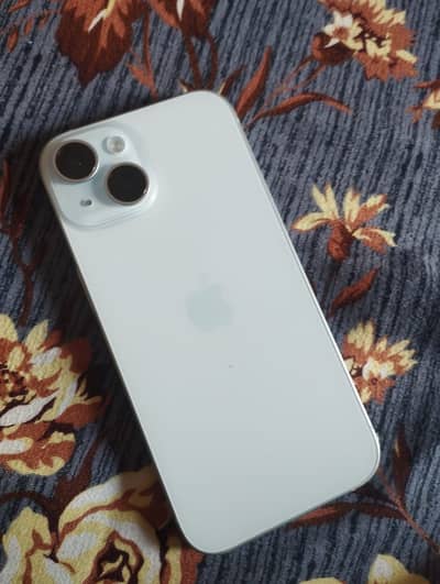 Apple iPhone 15