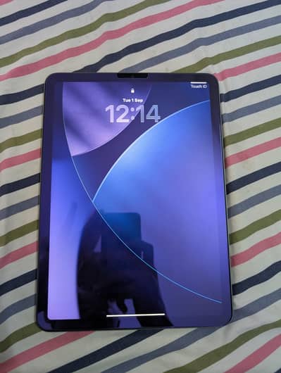 IPad air 5th gen (M1 256gb)