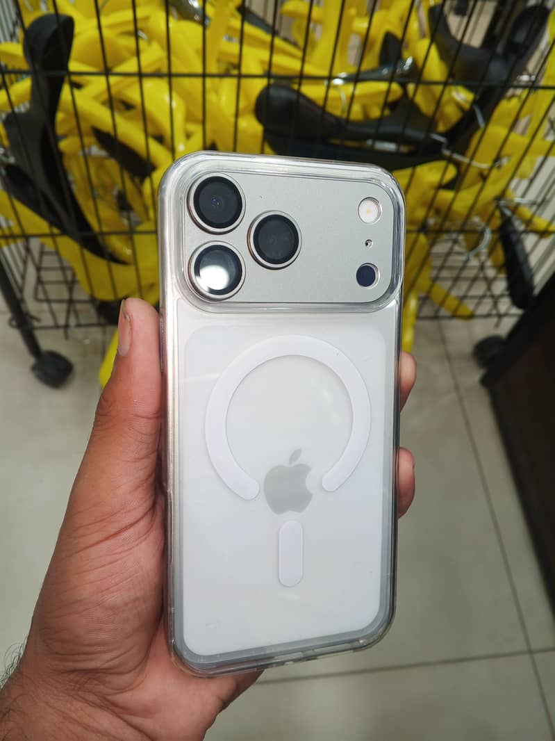 Apple iPhone 14 Pro Max 2