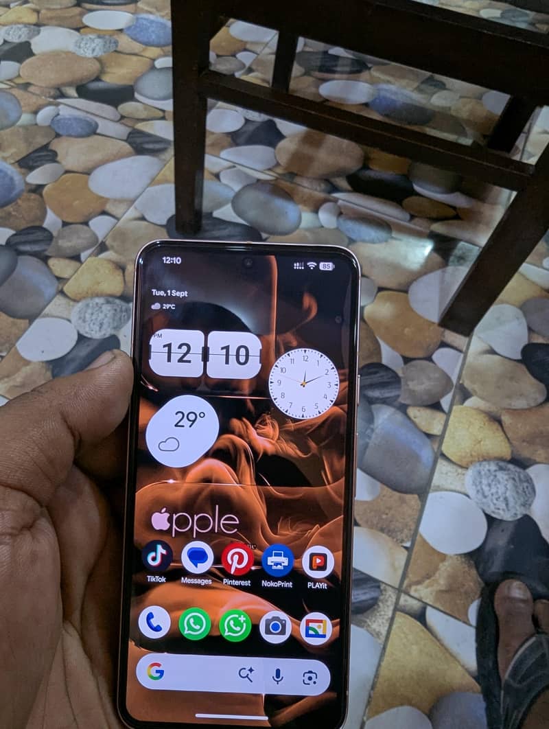 Google Pixel 8 1
