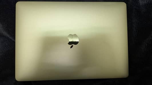 MacBook Pro M2 | 98% Battery Health 8 GB 256GB