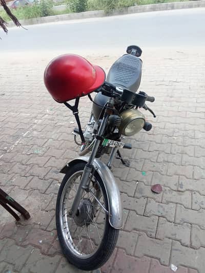Modified 125 in marvelous condition