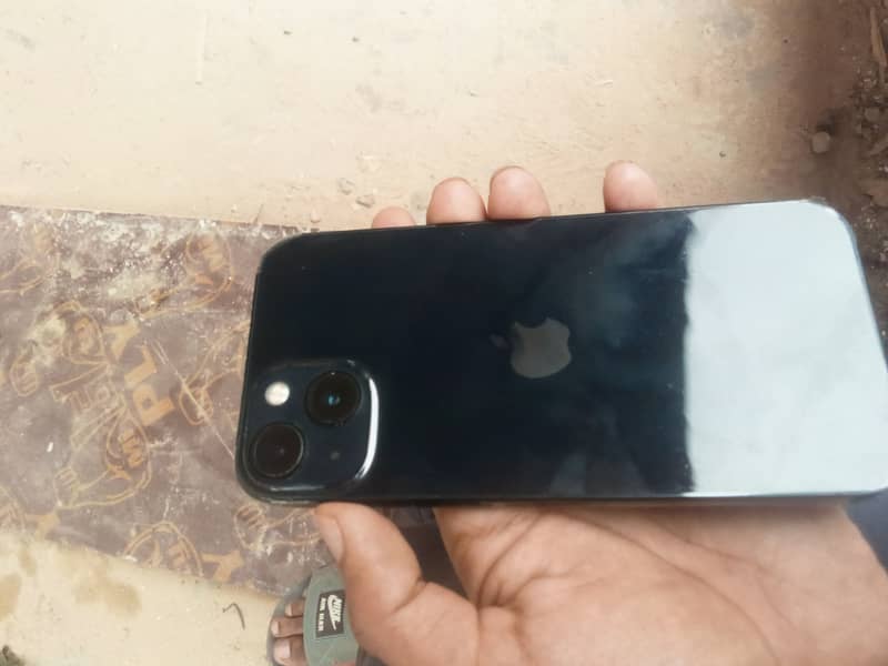 Apple iPhone 13 3