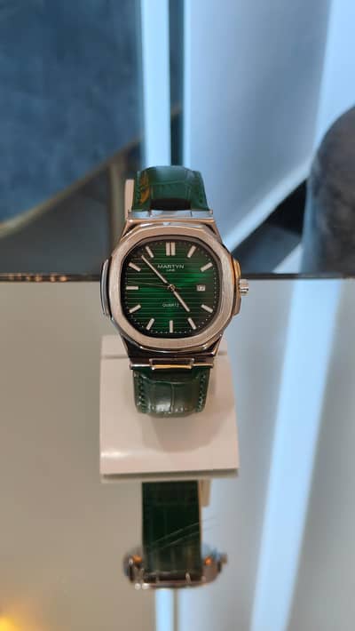 Martyn Line Quartz