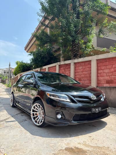 Toyota Corolla Altis 2013