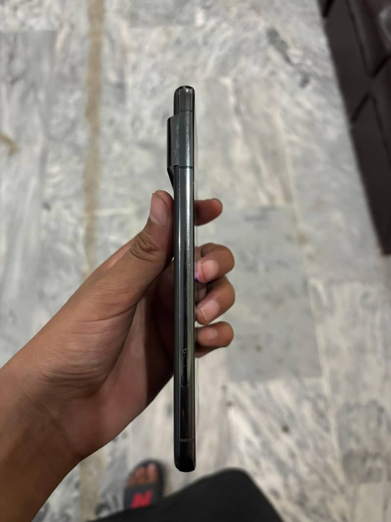 Google Pixel 8 Pro 4