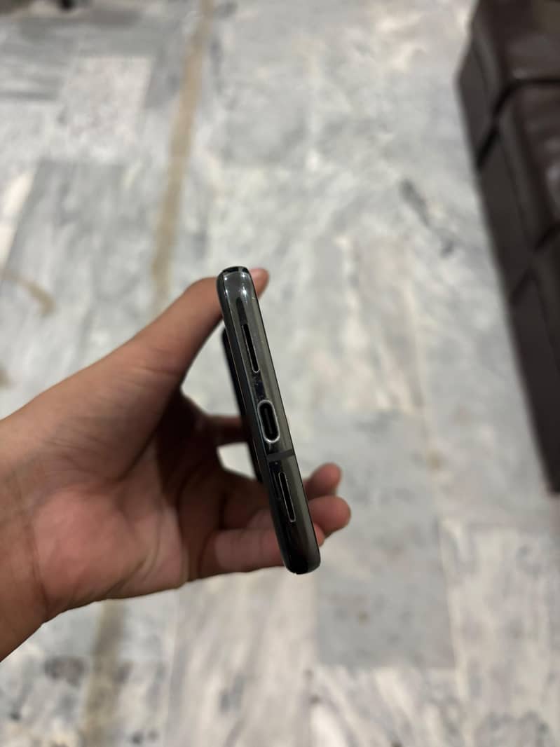 Google Pixel 8 Pro 6