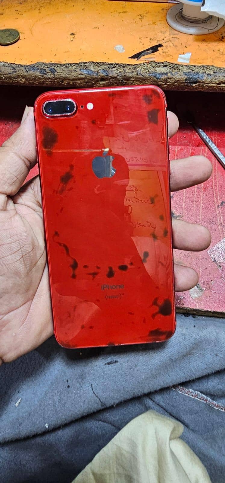 Apple iPhone 8 Plus 3