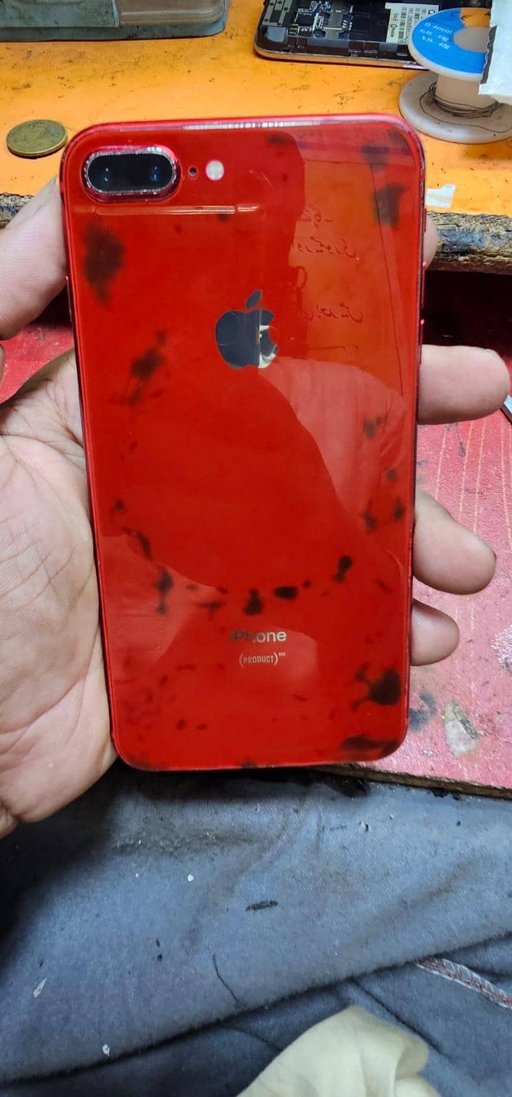 Apple iPhone 8 Plus 5