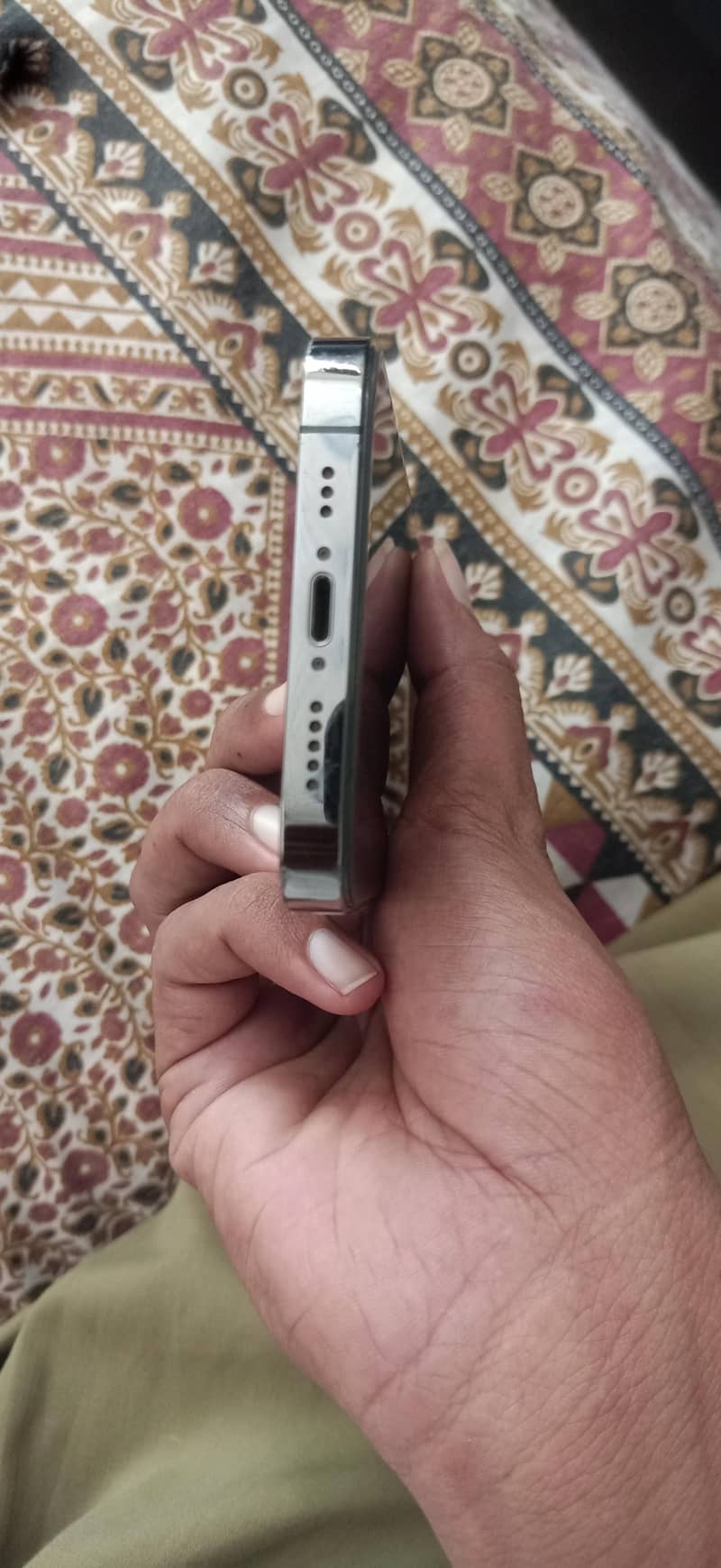 Apple iPhone 13 Pro 2