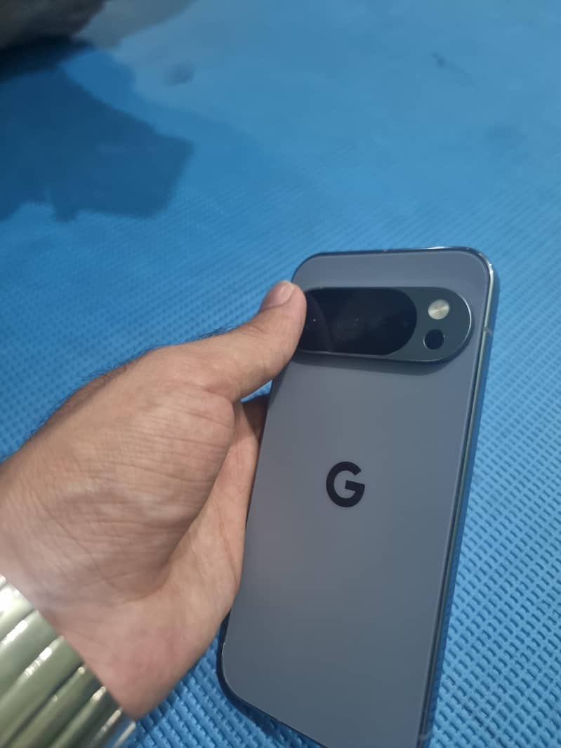 Google Pixel 10 Pro 2