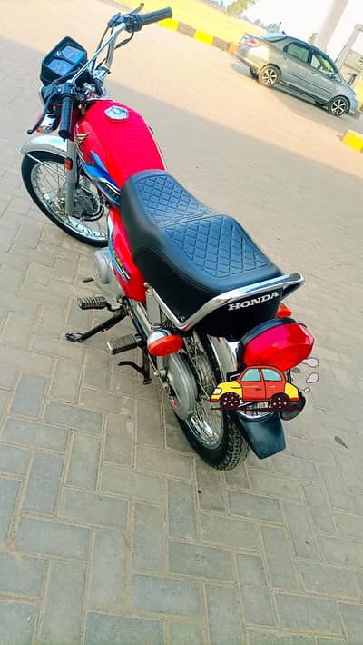 Honda CG125 Red 2024 Model