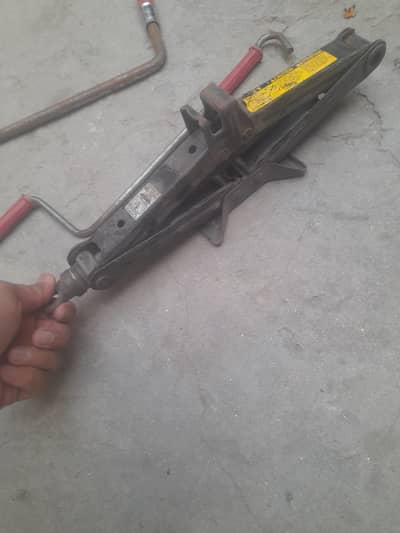 car jack