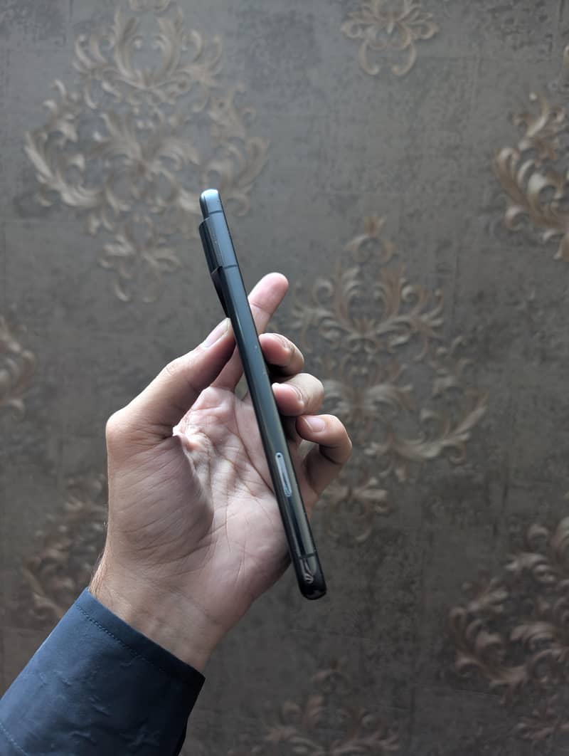 Google Pixel 8 Pro 2