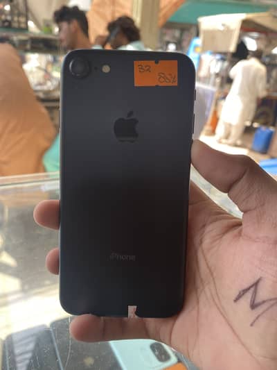 iPhone 7 32GB 85%bh all ok black colour
