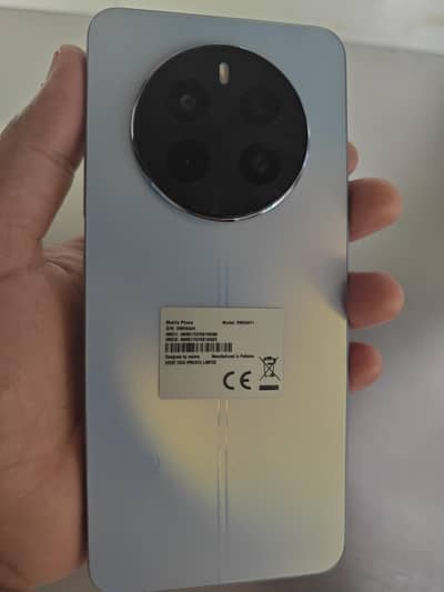 Realme 12