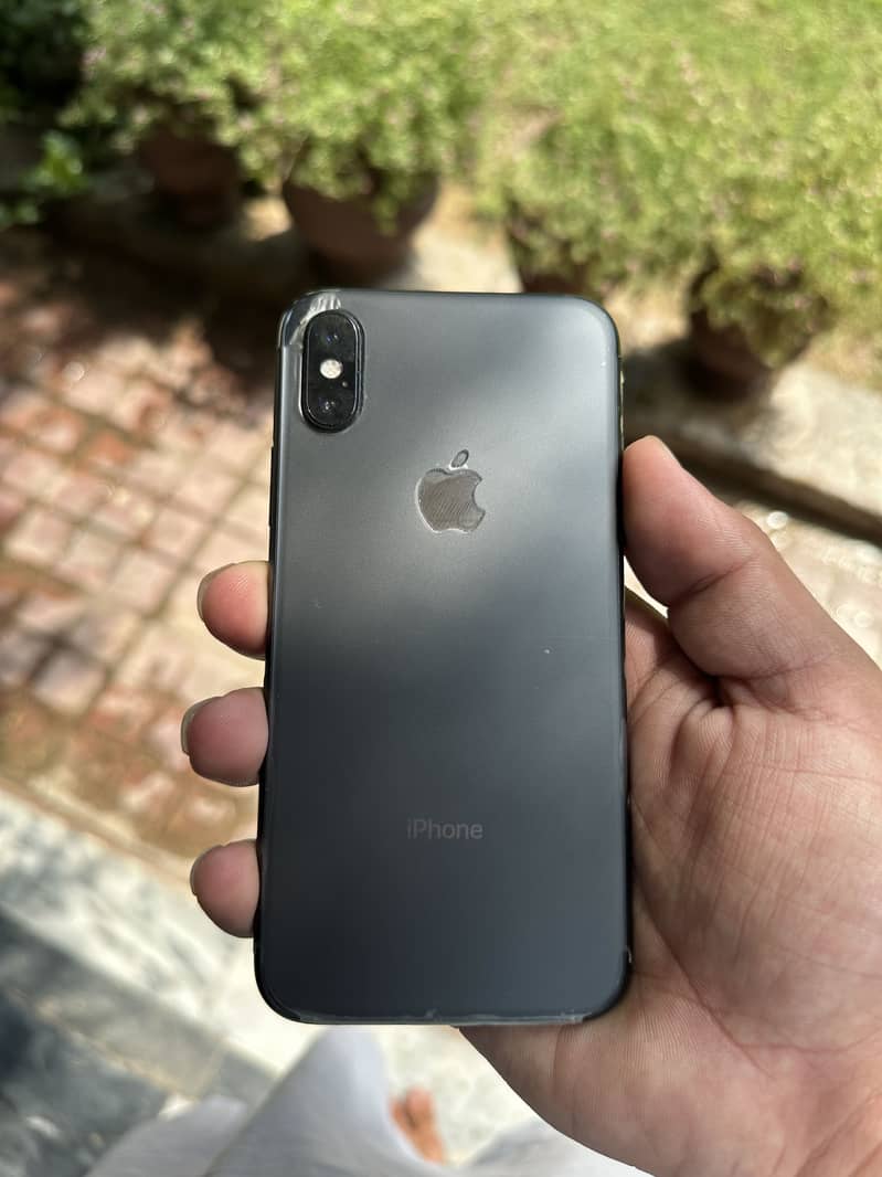 Apple iPhone XS 7