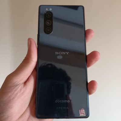 Sony Xperia 5 docomo