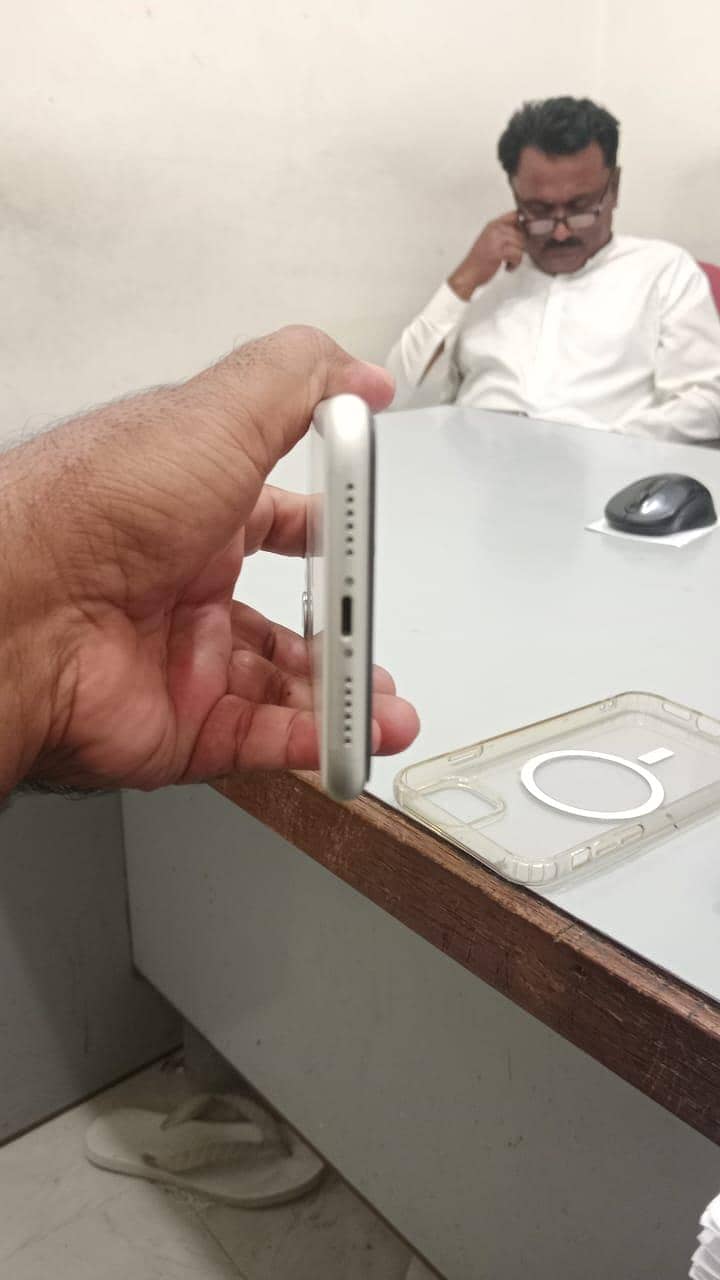 Apple iPhone 11 1
