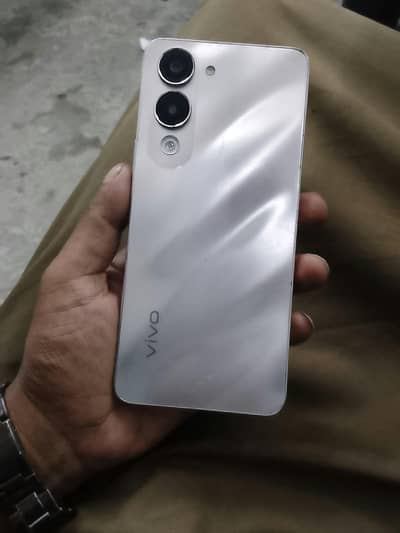 Vivo Y04
