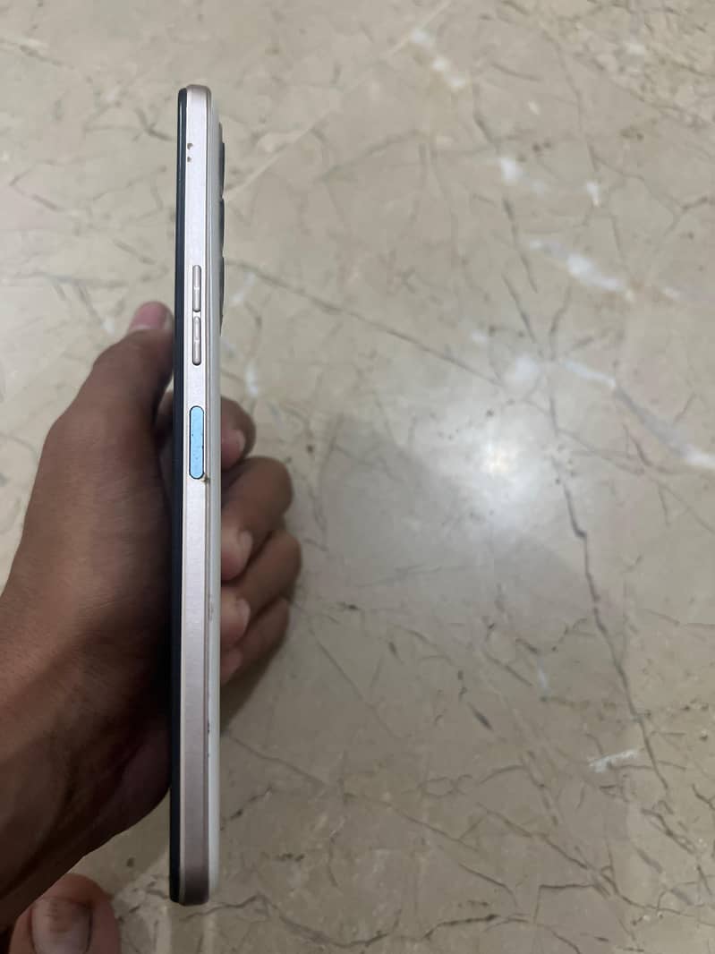Tecno Camon 18 T 3