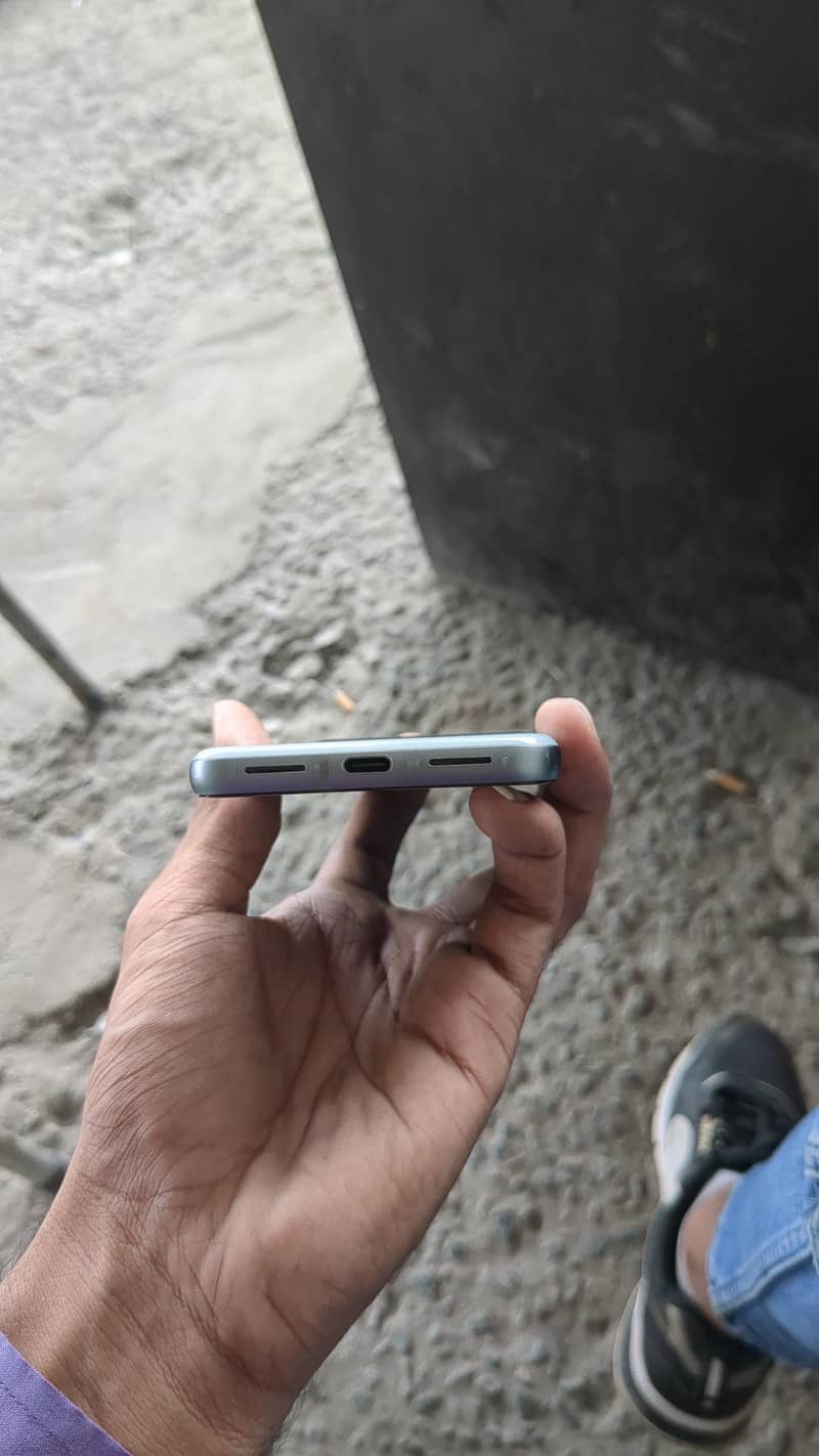 Google Pixel 8 2