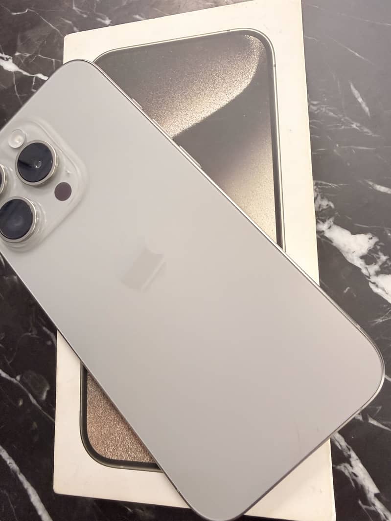Apple iPhone 15 Pro 1