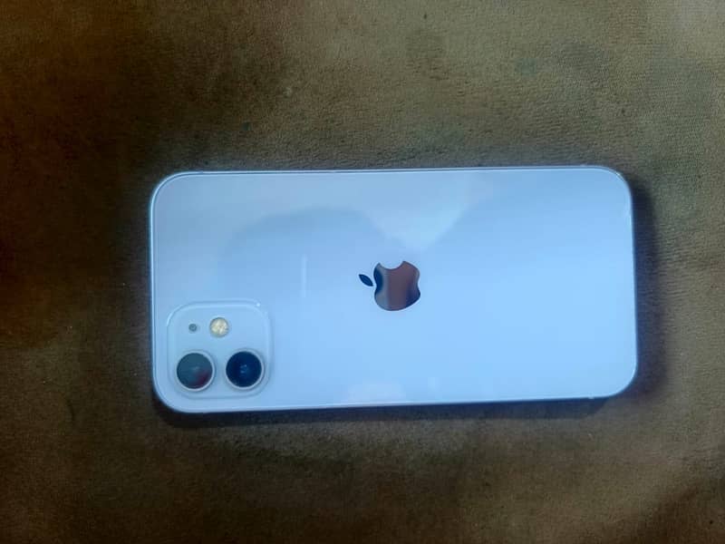 Apple iPhone 12 0