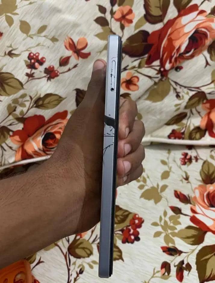 Tecno Spark 20C 2