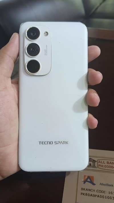 Tecno spark 40 pro plus 256gb with complete box