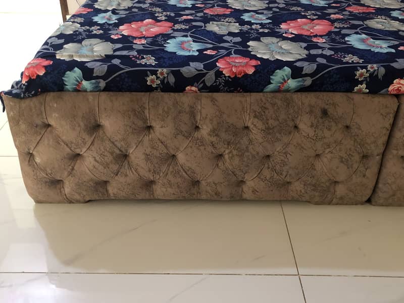 single bed 4