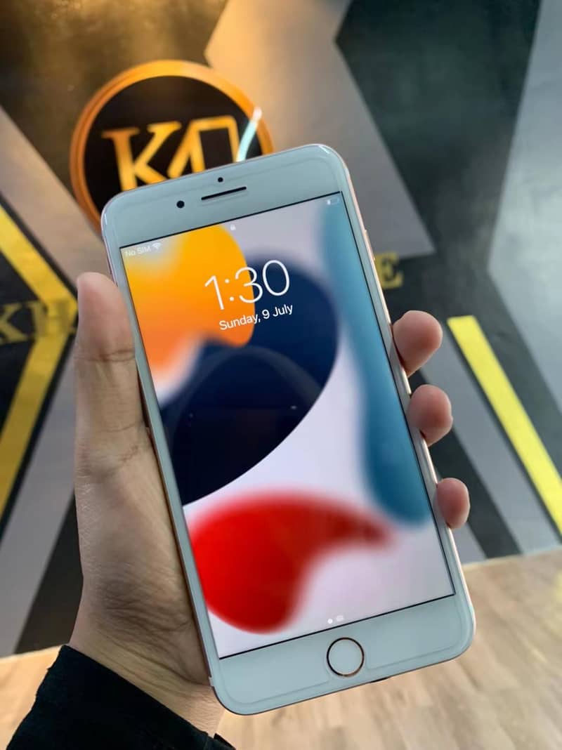 Apple iPhone 7 Plus 1