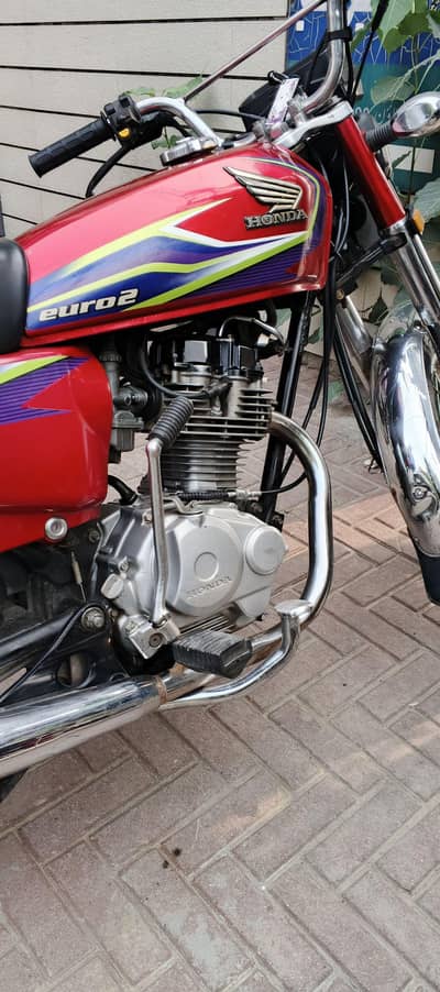 Honda CG125 . Model 2016