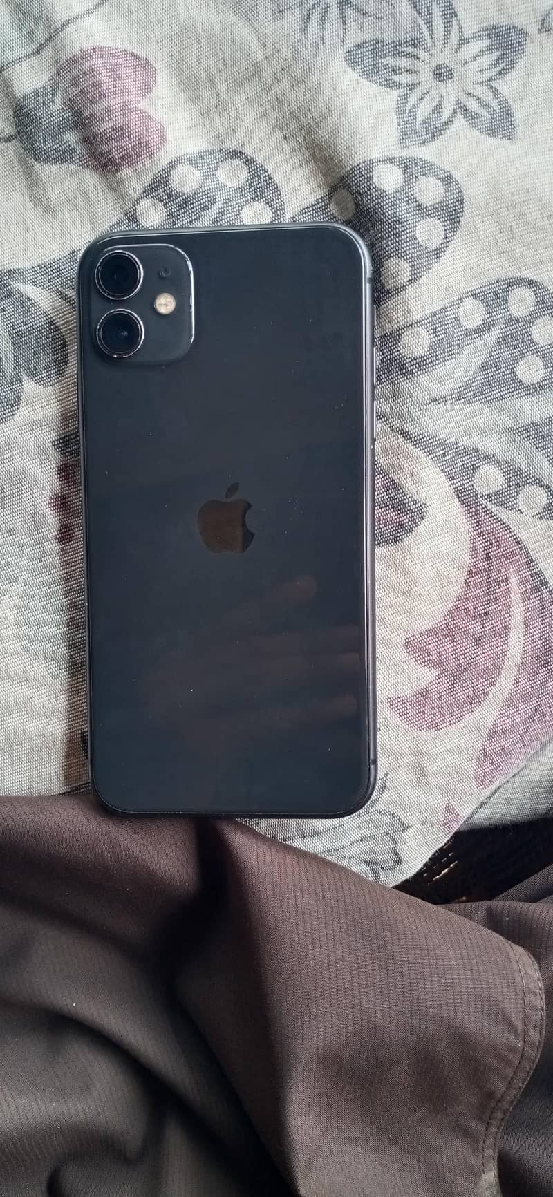 Apple iPhone 11 3
