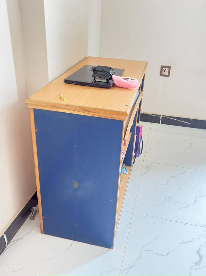 computer table/ study table 2