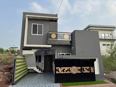 House for sale 5 marla