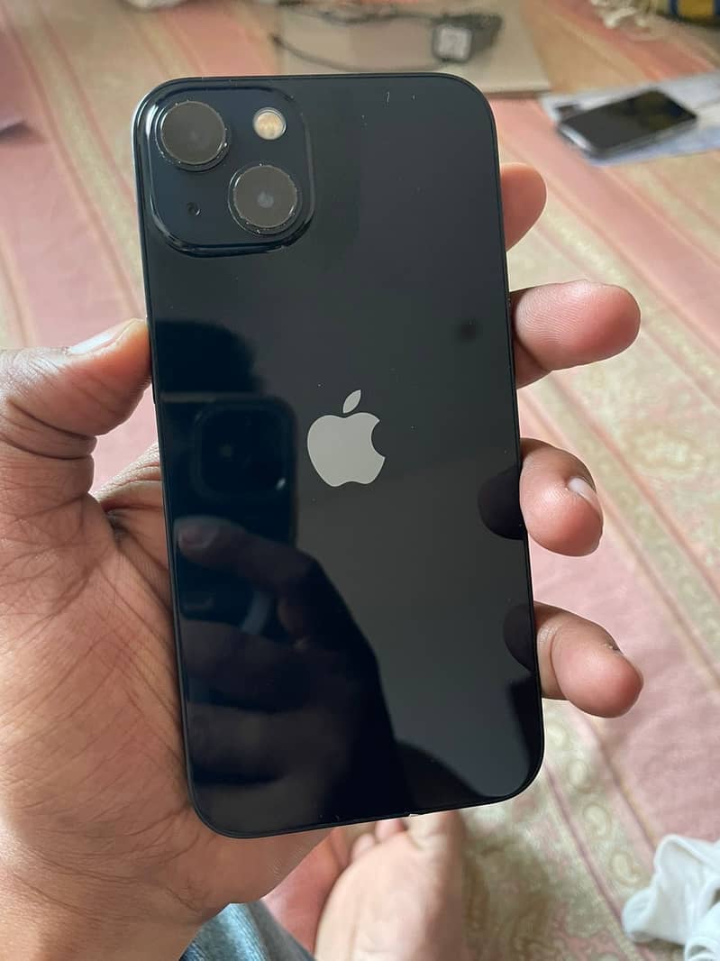 Apple iPhone 13 1