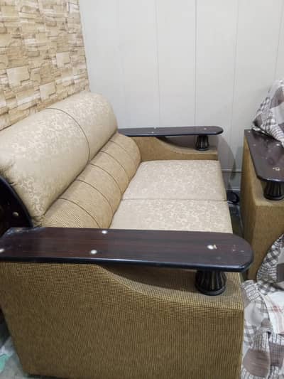 6 Seater sofa set in perfect condition