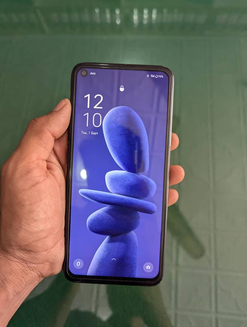 OPPO A76 1